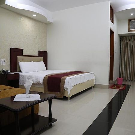 Hotel City Plaza Jessore Exteriér fotografie
