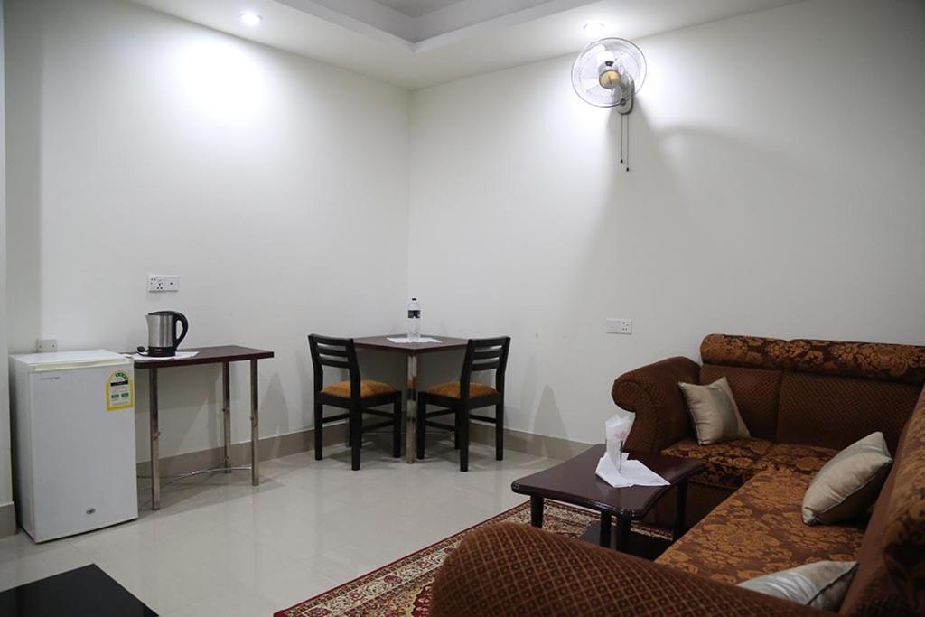 Hotel City Plaza Jessore Exteriér fotografie